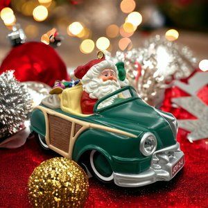 Hallmark Keepsake Ornament Here Comes Santa Series Special Edition 2005